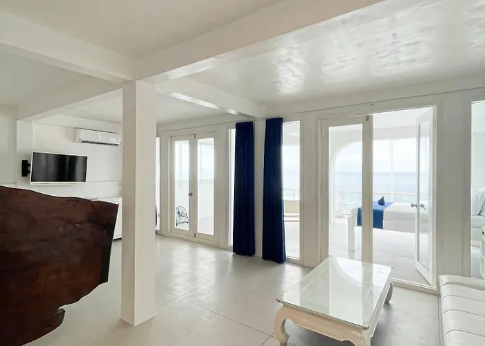 Bale Bingin Beachfront ゲストハウス ウルワツ