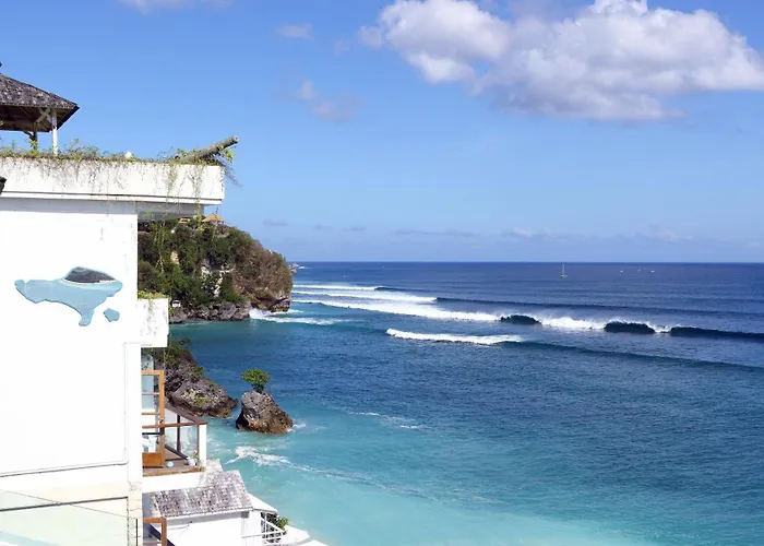 Bale Bingin Beachfront ゲストハウス 3*